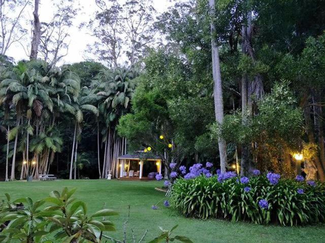 Отель Mt Tamborine Stonehaven Manor Голд-Кост Экстерьер фото